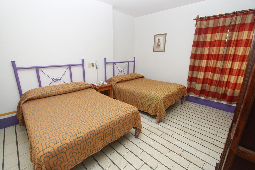 Hotel Posada El Cid Oaxaca Kültér fotó