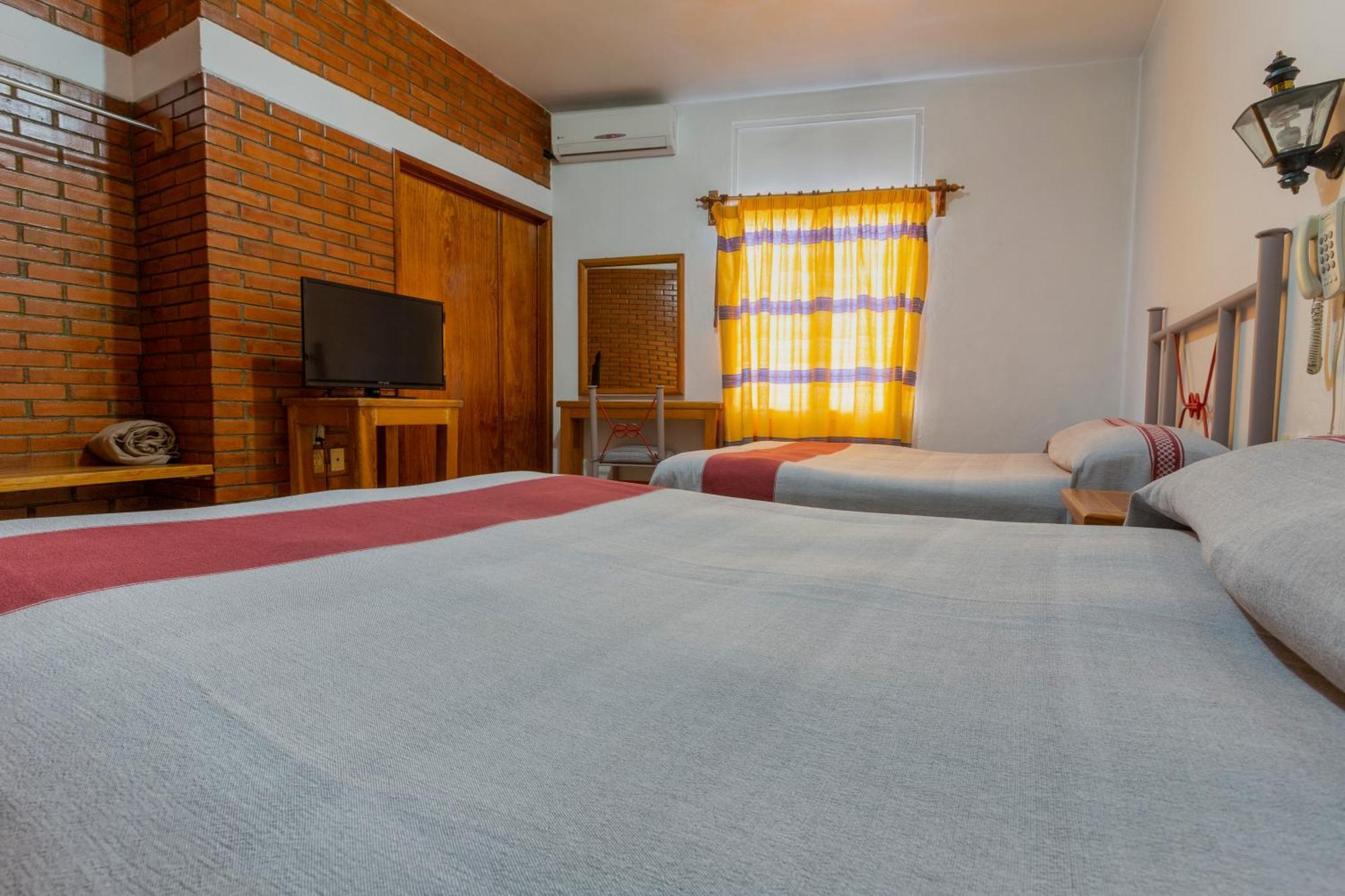 Hotel Posada El Cid Oaxaca Kültér fotó
