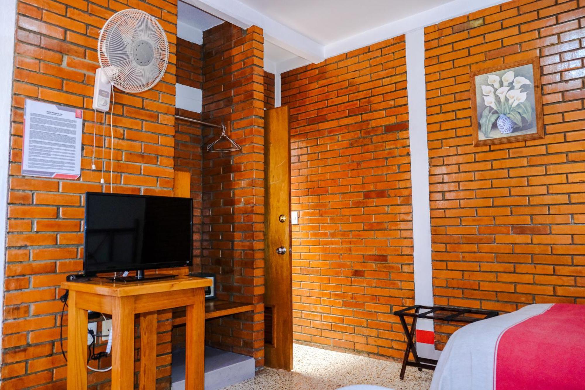 Hotel Posada El Cid Oaxaca Kültér fotó