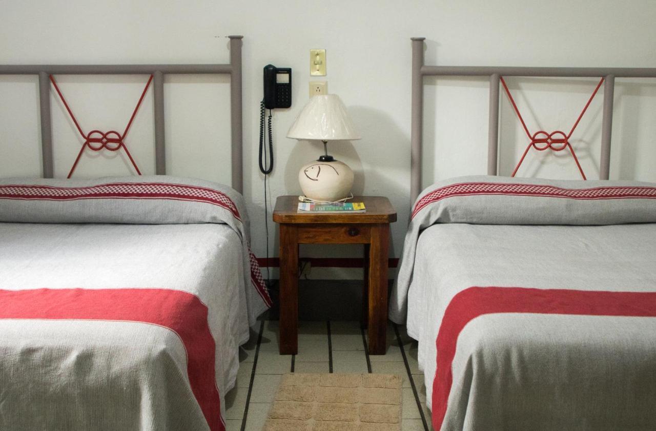 Hotel Posada El Cid Oaxaca Kültér fotó