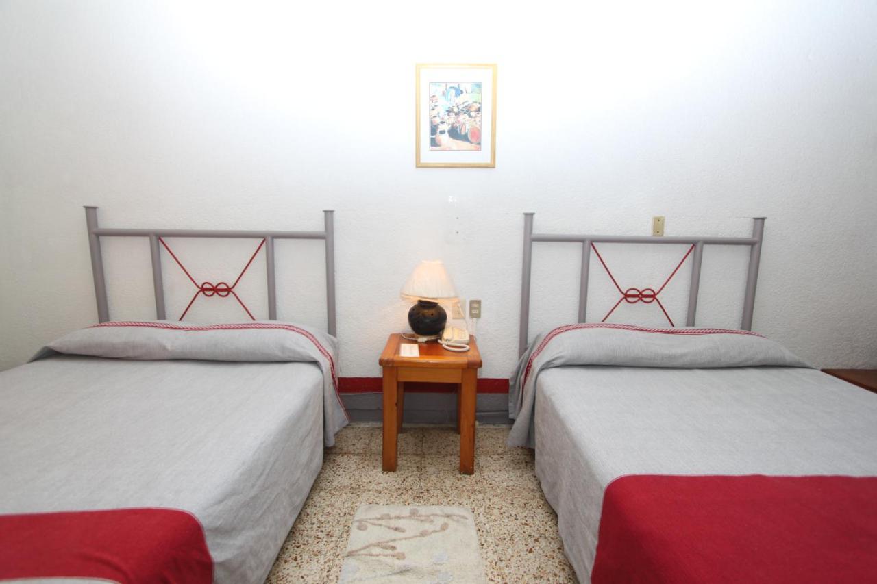 Hotel Posada El Cid Oaxaca Kültér fotó